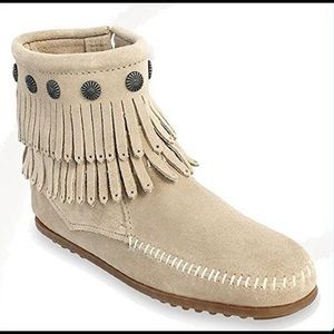 Minnetonka 696 Double Fringe Side Zipper. Woman 7